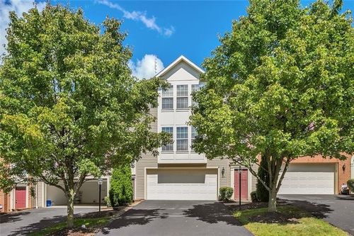 1305 Michael Dr, Pittsburgh, PA, 15227-3942 | Card Image