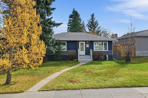 3239 Kenmare Cres Sw, Calgary, AB, T3E4R4 | Card Image