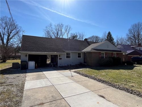 2017 Natona Road, Euclid, OH, 44117 | Card Image