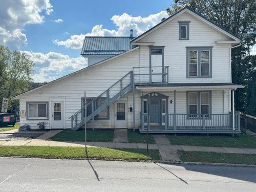 737 E Main St, Reynoldsville, PA, 15851-1601 | Card Image