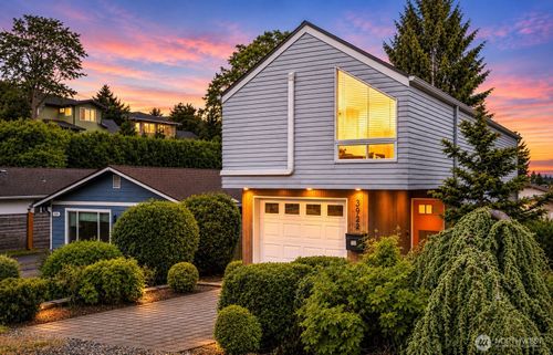 3928 S Findlay St, Seattle, WA, 98118-2246 | Card Image