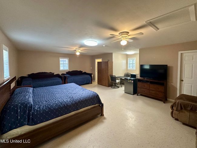 BONUS ROOM | Image 38