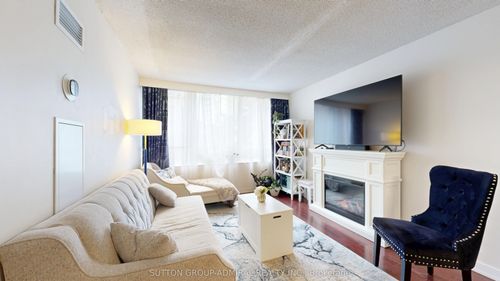 201-633 Bay St, Toronto, ON, M5G2G4 | Card Image