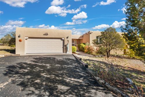 2101 Calle Tecolote (Off Arroyo Chamiso), Santa Fe, NM, 87505 | Card Image