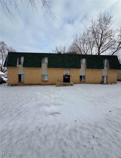 apt-6-27 Wayne St, Niles, OH, 44446-2666 | Card Image