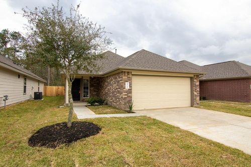 3712 Alexus Dr, Conroe, TX, 77301-2692 | Card Image