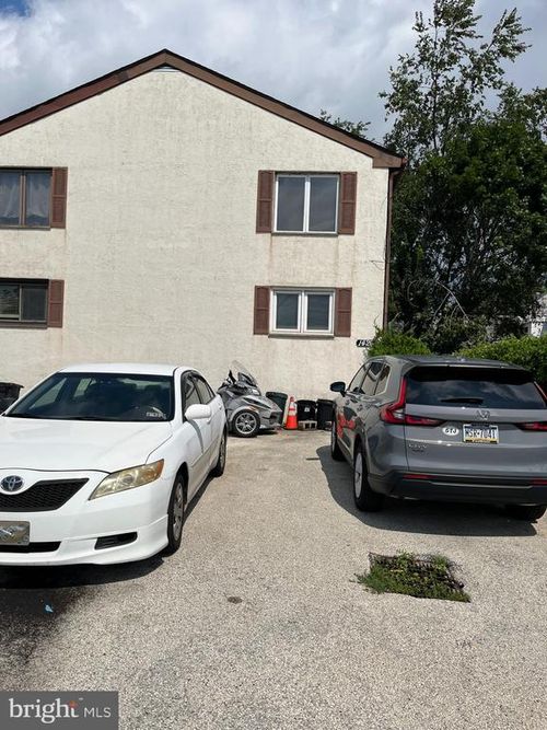 1426 Bywood Ave, UPPER DARBY, PA, 19082-3724 | Card Image