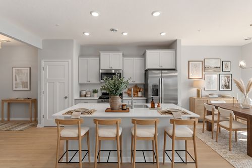 1526 Trellis Ln, Saint Paul, MN, 55101 | Card Image