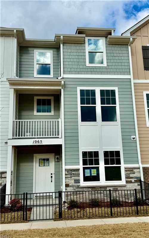 1065 Mesa Loop, Chesapeake, VA, 23320-3234 | Card Image