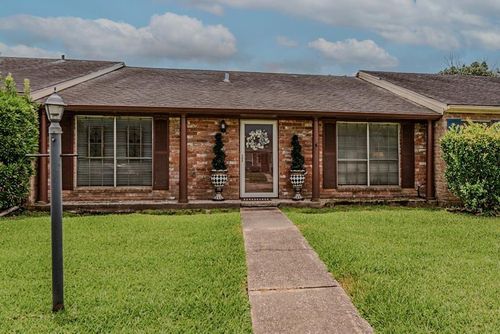 5975 Meadow Way, Beaumont, TX, 77707-1833 | Card Image