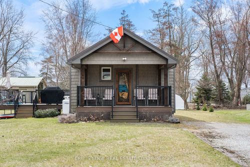 323 Erie Blvd, Port Rowan, ON, N0E1M0 | Card Image