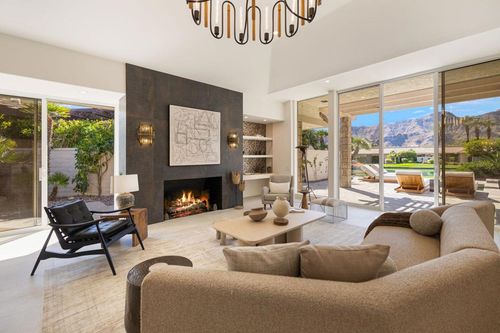 9 Regency Dr, Rancho Mirage, CA, 92270-3045 | Card Image