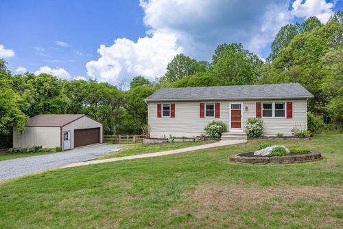 88 Lobachsville Rd, FLEETWOOD, PA, 19522-9620 | Card Image