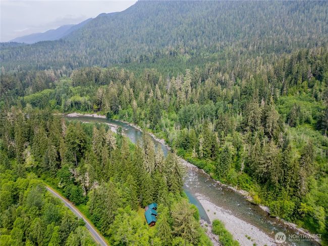 40411 Mountain Loop Hwy, House other with 2 bedrooms, 1 bathrooms and null parking in Granite Falls WA | Image 28