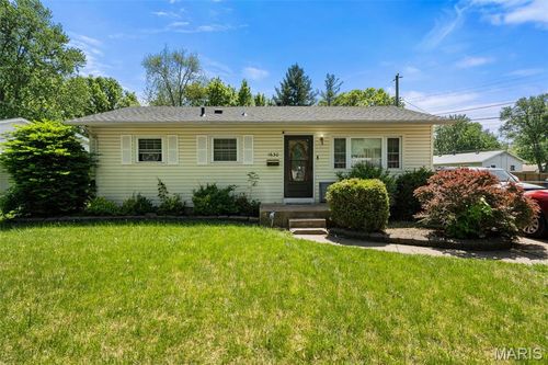 1630 Tyson Dr, Florissant, MO, 63031-3236 | Card Image