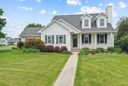 1379 Graystone Court, LEDGEVIEW, WI, 54115 | Card Image