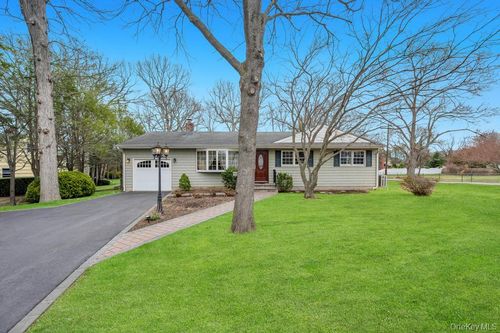 287 6th Ave, Saint James, NY, 11780-2411 | Card Image