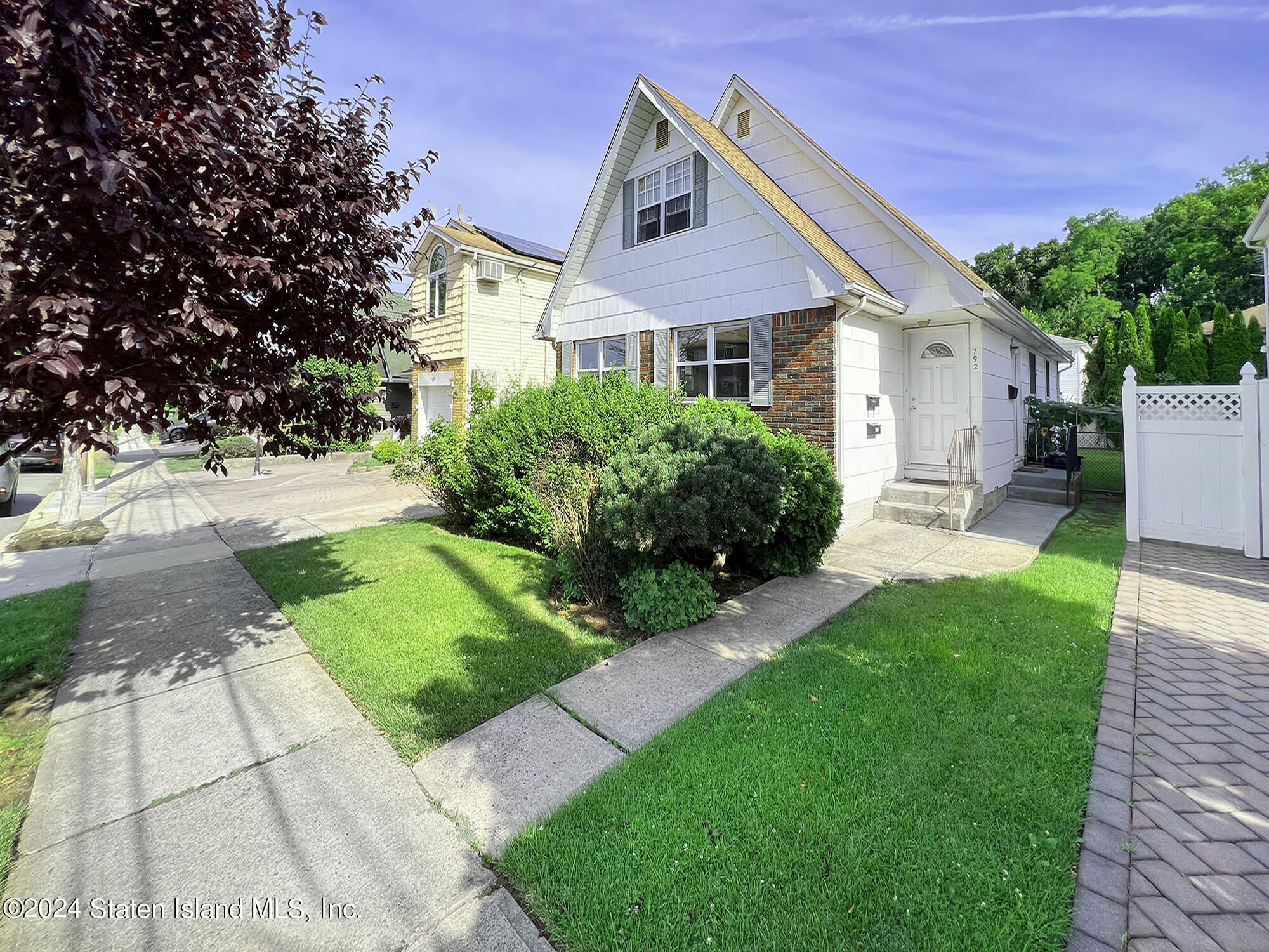 Katan Ave, Staten Island, NY 10312