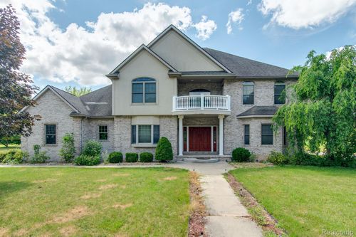 1821 Woods Way, Mt. Pleasant, MI, 48858-1218 | Card Image
