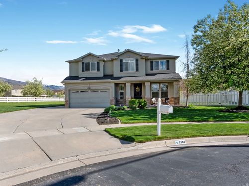 1581 Saddlehorn Cir, Farmington, UT, 84025-5027 | Card Image