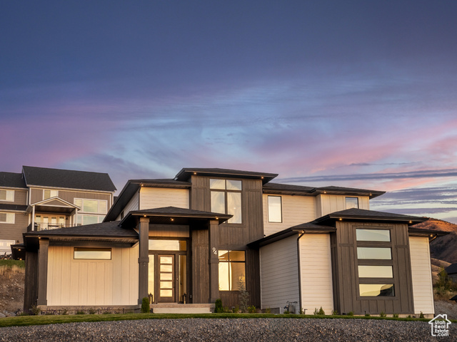 950 , Hyde Park, UT 84318