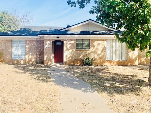 3802 Sandstone Rd, San Angelo, TX, 76904-5741 | Card Image