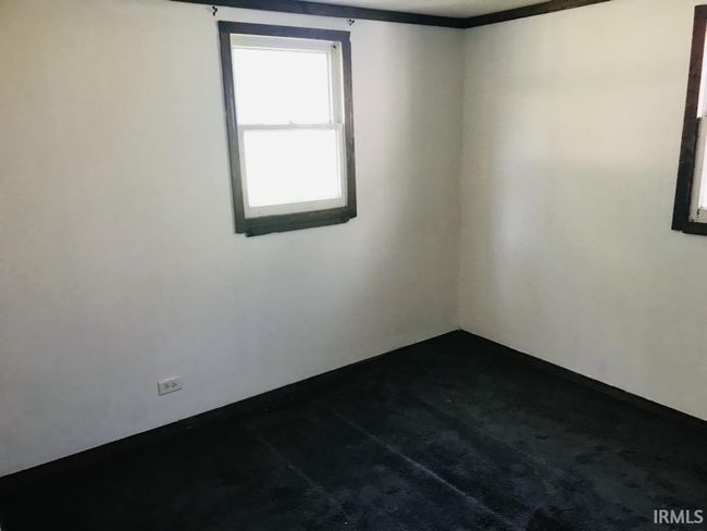 410 E Indiana St, House other with 2 bedrooms, 1 bathrooms and null parking in Princeton IN | Image 11