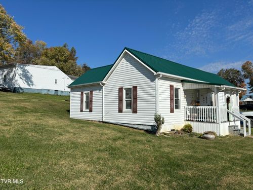 1009 Liberty Cir, Jonesborough, TN, 37659-5572 | Card Image