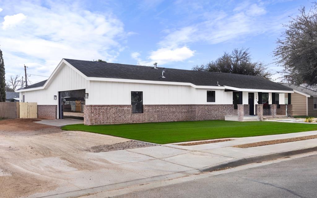Louisiana Ave, Midland, TX 79701