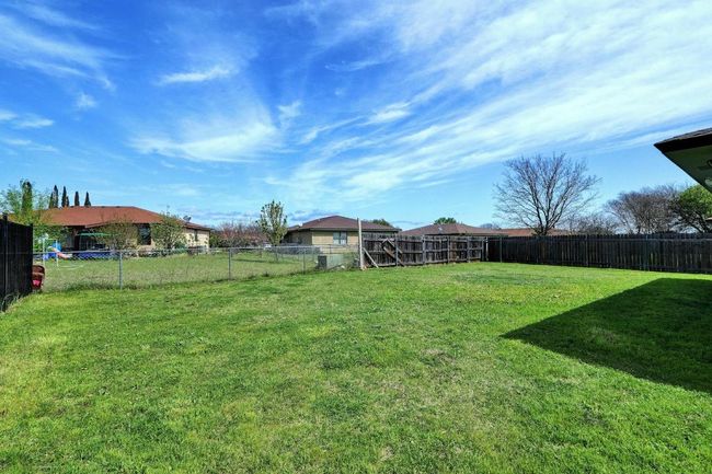 View of yard | Image 28
