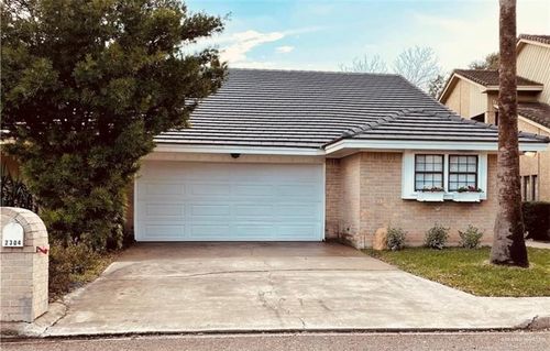 2304 Colorado St, Mission, TX, 78572-7404 | Card Image