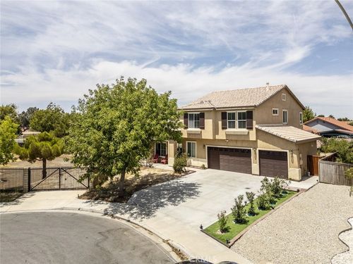 3521 Fern Ave, Palmdale, CA, 93550 | Card Image