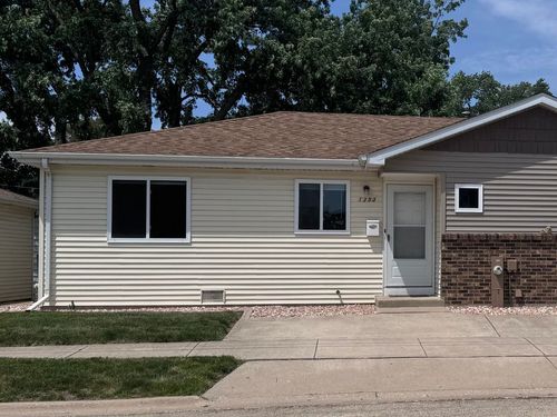 1353 Lakeview Ave, Rockdale, IL, 60436-2549 | Card Image