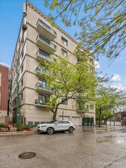 605-680 N Green St, Chicago, IL, 60642-6081 | Card Image