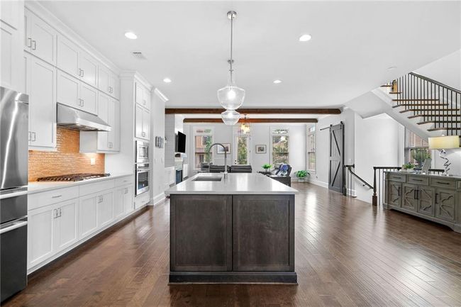127 Quinn Way, Townhouse with 4 bedrooms, 4 bathrooms and null parking in Milton GA | Image 16