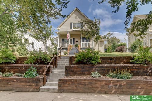 1123 S 33rd St, Omaha, NE, 68105-2009 | Card Image