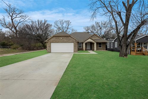 1317 Dacki Ave, Dallas, TX, 75211-4538 | Card Image