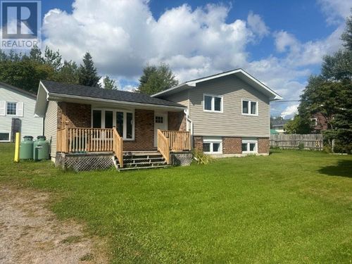64 Parkway Pl, Terrace Bay, ON, P0T2W0 | Card Image