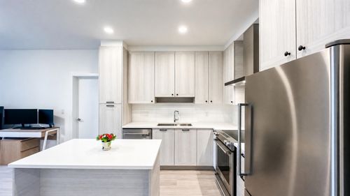 102-7133 14th Ave, Burnaby, BC, V3N0H5 | Card Image
