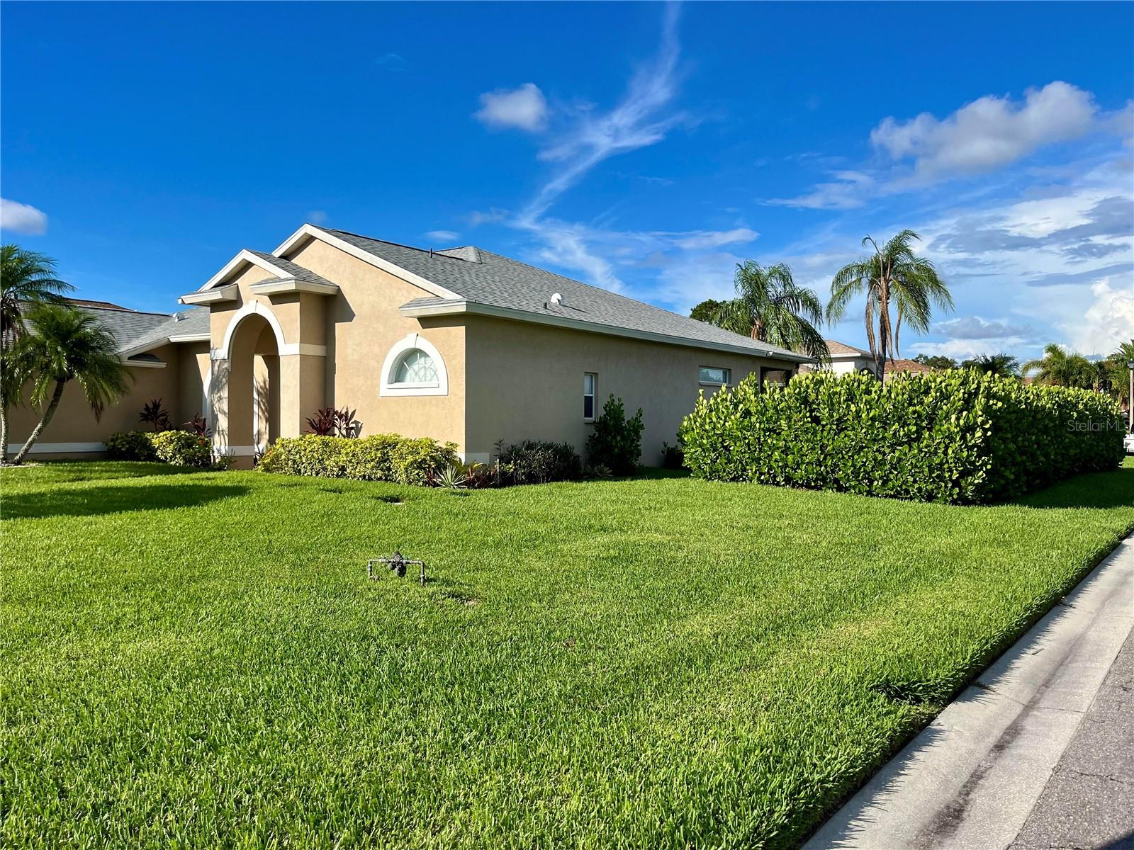 Ridge Rd, Sarasota, FL 34238