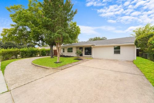 14011 Stardust Ln, Farmers Branch, TX, 75234-3538 | Card Image