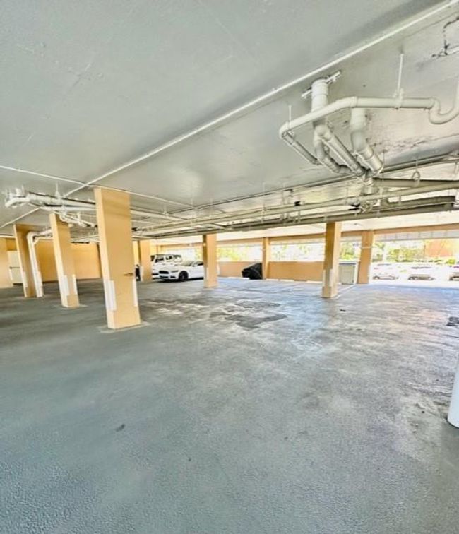 APT-212 - 1150 Hillsboro Mile, Condo with 2 bedrooms, 2 bathrooms and null parking in Hillsboro Beach FL | Image 45