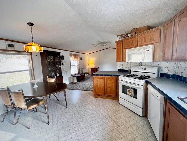 19698 County Road Br, Home with 3 bedrooms, 2 bathrooms and null parking in ROCKBRIDGE WI | Image 13