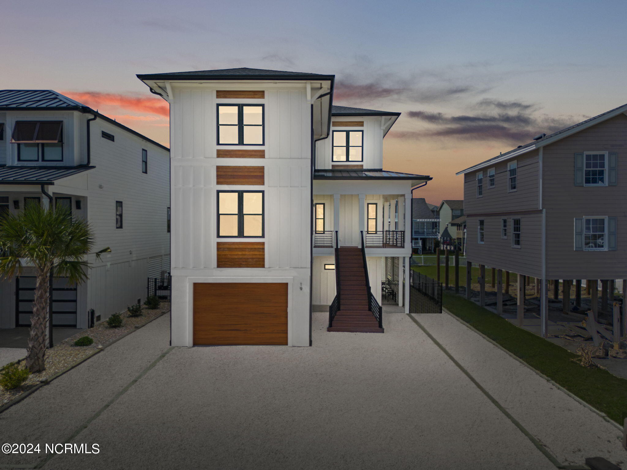 Driftwood Dr, Ocean Isle Beach, NC 28469