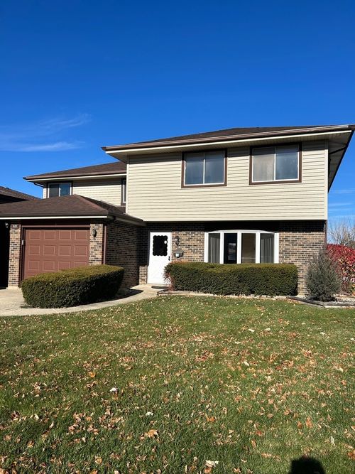 apt-a-626 Terry Ct, Roselle, IL, 60172-2310 | Card Image