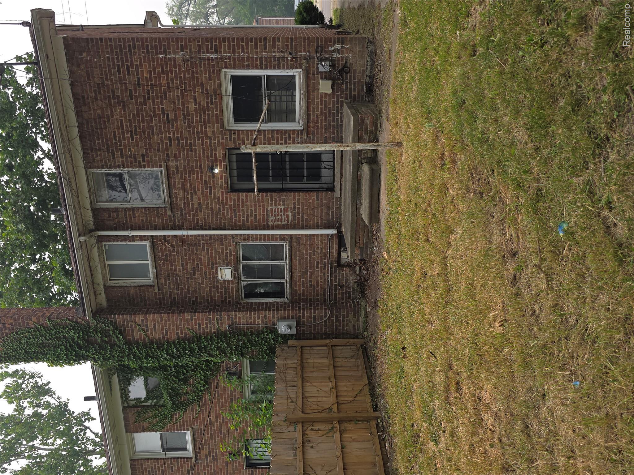 Residential in Detroit 3