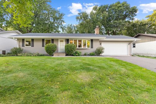 544 Riviera Dr, New Brighton, MN, 55112-7615 | Card Image
