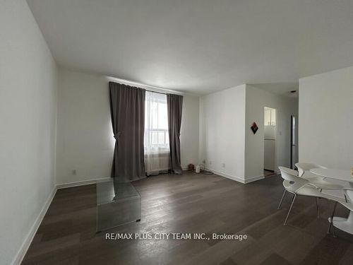 411-2000 Bloor St W, Toronto, ON, M6P3L2 | Card Image