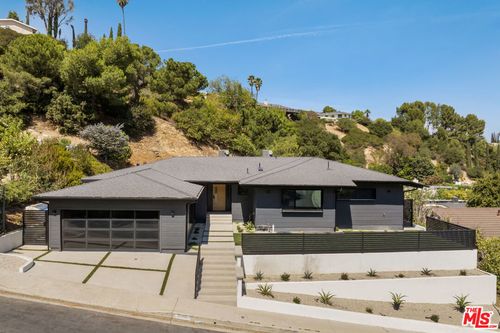 3535 Vista Haven Rd, Sherman Oaks, CA, 91403-4330 | Card Image