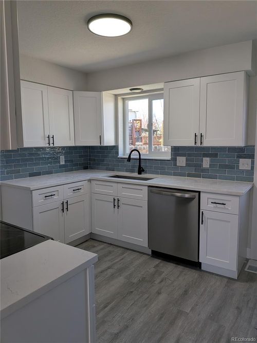 15195 E Bails Pl, Aurora, CO, 80012-5703 | Card Image